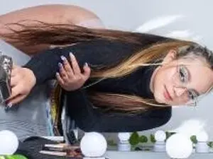Myfreecams Sex Cam of Soy_cuteeva