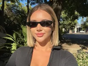 Myfreecams Live Porn of HolyMeow