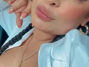 Myfreecams Live Sex Cam of EnmaRose
