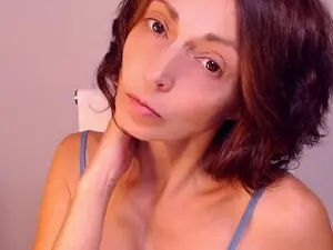 Myfreecams Live Porn of CaringSophie