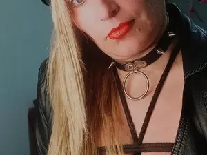 Myfreecams Free Porn Cam of Emperatrizass