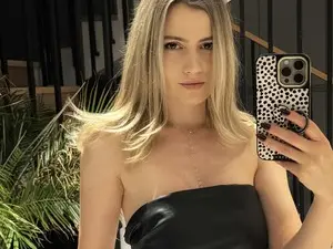 Myfreecams Private Sex Chat of HappyEndings_