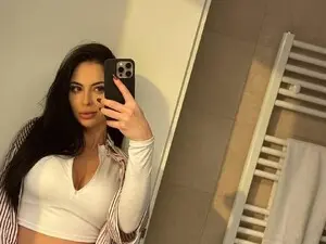 Myfreecams Best live sex cam show of ChloeDevine