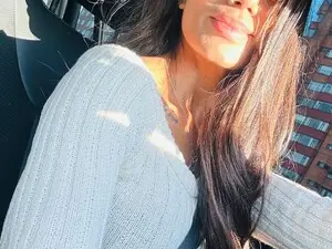 Myfreecams Watch Live Sex Cams of angie_mcqueen