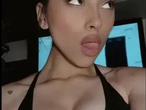 Myfreecams Watch Live Sex Cams of Cupcake_izzy