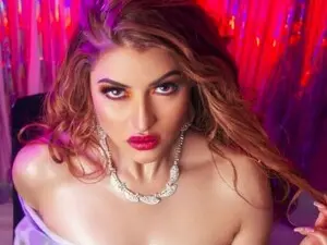 Myfreecams Sex Cam of Cristal_evans