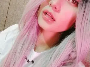 Myfreecams Watch Live Sex Cams of SHajkova