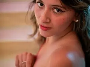Myfreecams Private Sex Chat of julieth_love_