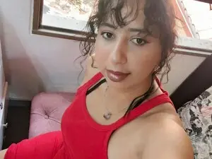 Myfreecams Live Sex Cam of EmmaLoyd
