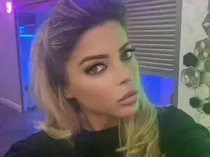 Myfreecams Sex Chat of SarahLyne