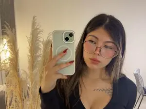 Myfreecams Free Porn Cam of Riley_sierra