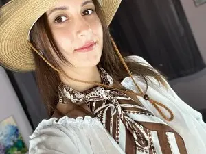 Myfreecams Watch Live Sex Cams of SoLovelyAnna