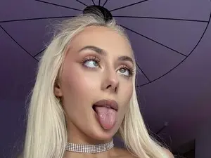 Myfreecams Watch Live Sex Cams of Loren_Wood