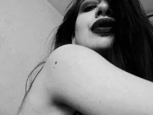 Myfreecams Sex Chat of YourGoddessM