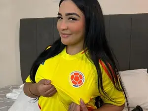 Myfreecams Adult Webcam of Isa_Collin