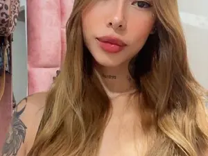 Myfreecams Nude Webcam of Kriss_Luna