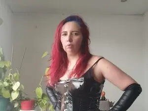 Myfreecams Private Sex Chat of Ursula_fire