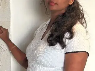 Streamate Adult Webcam of IndiannLaila