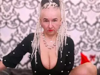 Streamate Best live sex cam show of MilfDolores