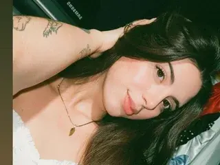 Streamate Nude Webcam of KyomiHunt