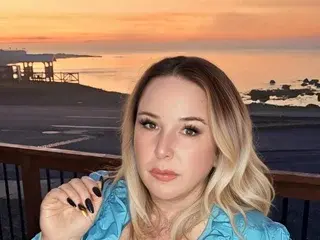 Streamate Live Porn of TITANIC_TITS