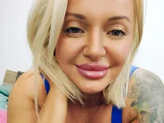 Streamate Adult Video Chat of BustyEmaXX