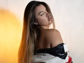 Streamate Watch Live Sex Cams of megann_glow