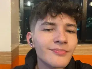 Streamate Nude Webcam of trevor_mob