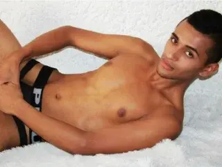 Streamate Live Porn of BuddyStudman
