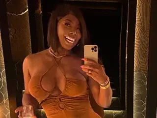 Streamate Adult Webcam of TsFoxx