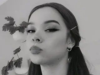 Streamate Free Porn Cam of maralopeez