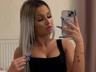 Streamate Sex Cam of Arianaxox