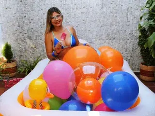 Streamate Live Sex Cam of bunny_blonde