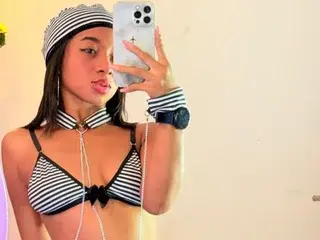 Streamate Free Live Porn of Karol_Mejia