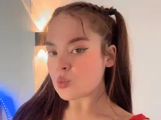 Streamate Watch Live Sex Cams of Nikkinovacs