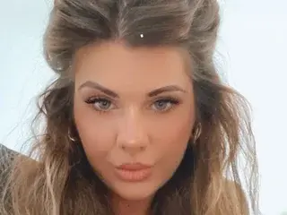 Streamate Adult Video Chat of Milf_Sutton