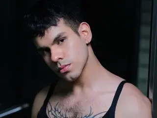 Streamate Sex Cam of Derek_Voss
