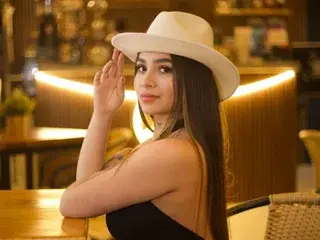 Streamate Free Live Porn of LunaaBaker