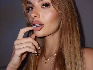 Streamate Nude Webcam of LeyaMeyers