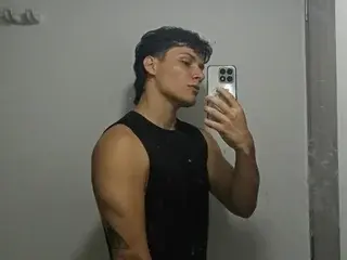 Streamate Nude Webcam of Zayn_clausen