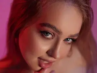 Streamate Live Porn of ElyssawetXX
