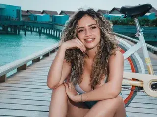 Streamate Free Porn Cam of AleCollins
