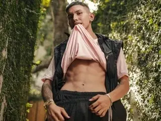 Streamate Live Porn of Scook_Gray