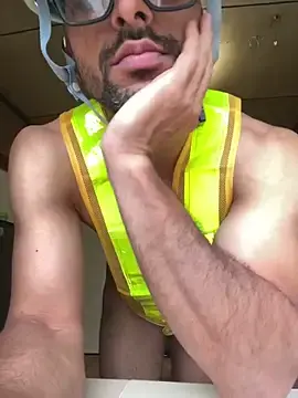 Stripchat Live Sex Cam of badyogi_69