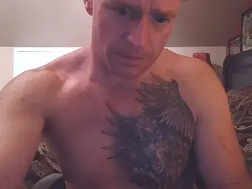 Stripchat Free Live Porn of DILFiGuess1