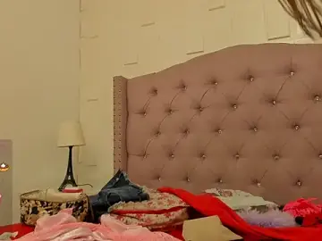 Stripchat Free Porn Cam of KimberlyBoonee