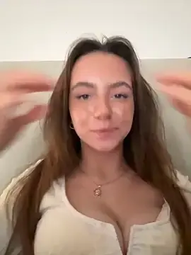 Stripchat Free Porn Cam of Cherry-Bean