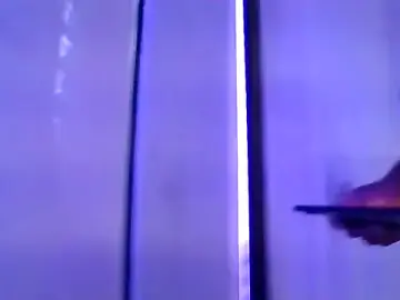 Stripchat Sex Cam of El_Gizmo