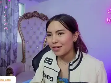 Stripchat Live Sex of ISABELA_TAY