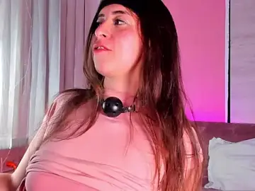Stripchat Free Porn Cam of Keyla_ruiz_